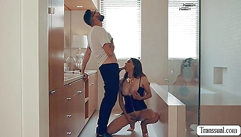 Sexy young chick gets fucked by a boyfriend