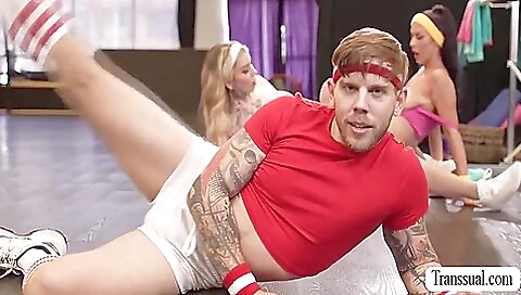 Mas skank vacation  petr proc bangin's cock details ribil regres