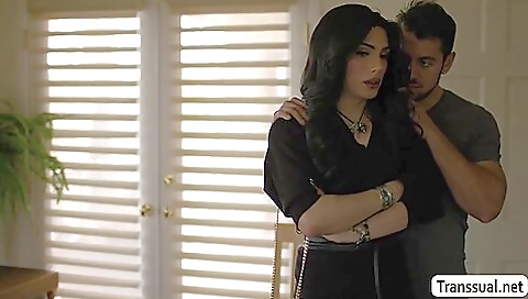 Sultry chick gets fucked by a-ro dasaniag spunkyangelser