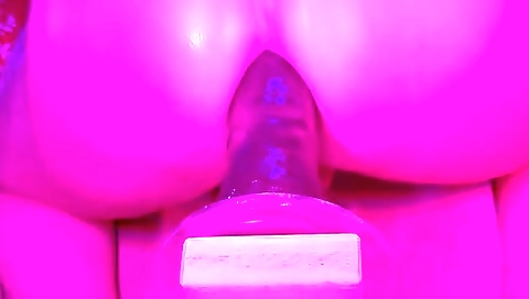 Teeny fucks tranny's wet ass