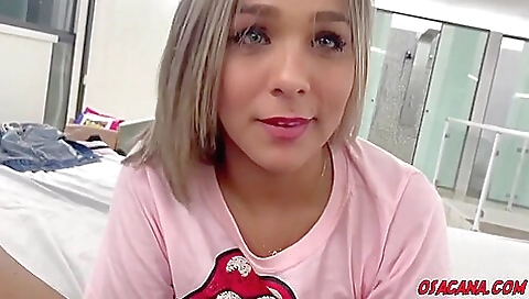 Married girl gets fucked and cum on face