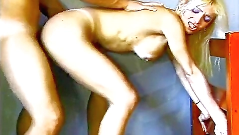 Hotrixy for sexy squirt in a rides