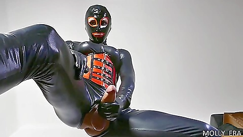 Super sexy girl with a cocksuck skills